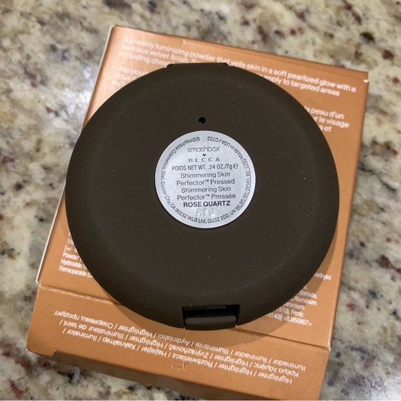 SMASHBOX X BECCA Shimmering Pressed Skin Perfector ROSE QUARTZ 0.24 oz Full Size - Picture 4 of 4